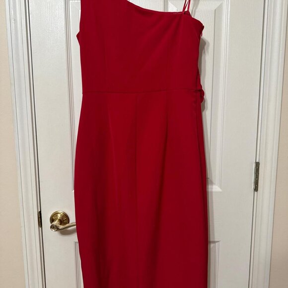 Eliza J Red one-shoulder dress with bowtie #partydress #goingout #prom #formal - Picture 3 of 3